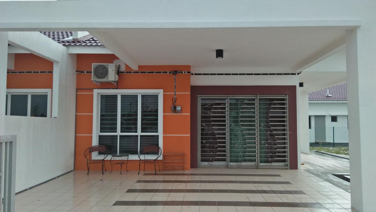 Maihomestay Seri Iskandar Exterior photo